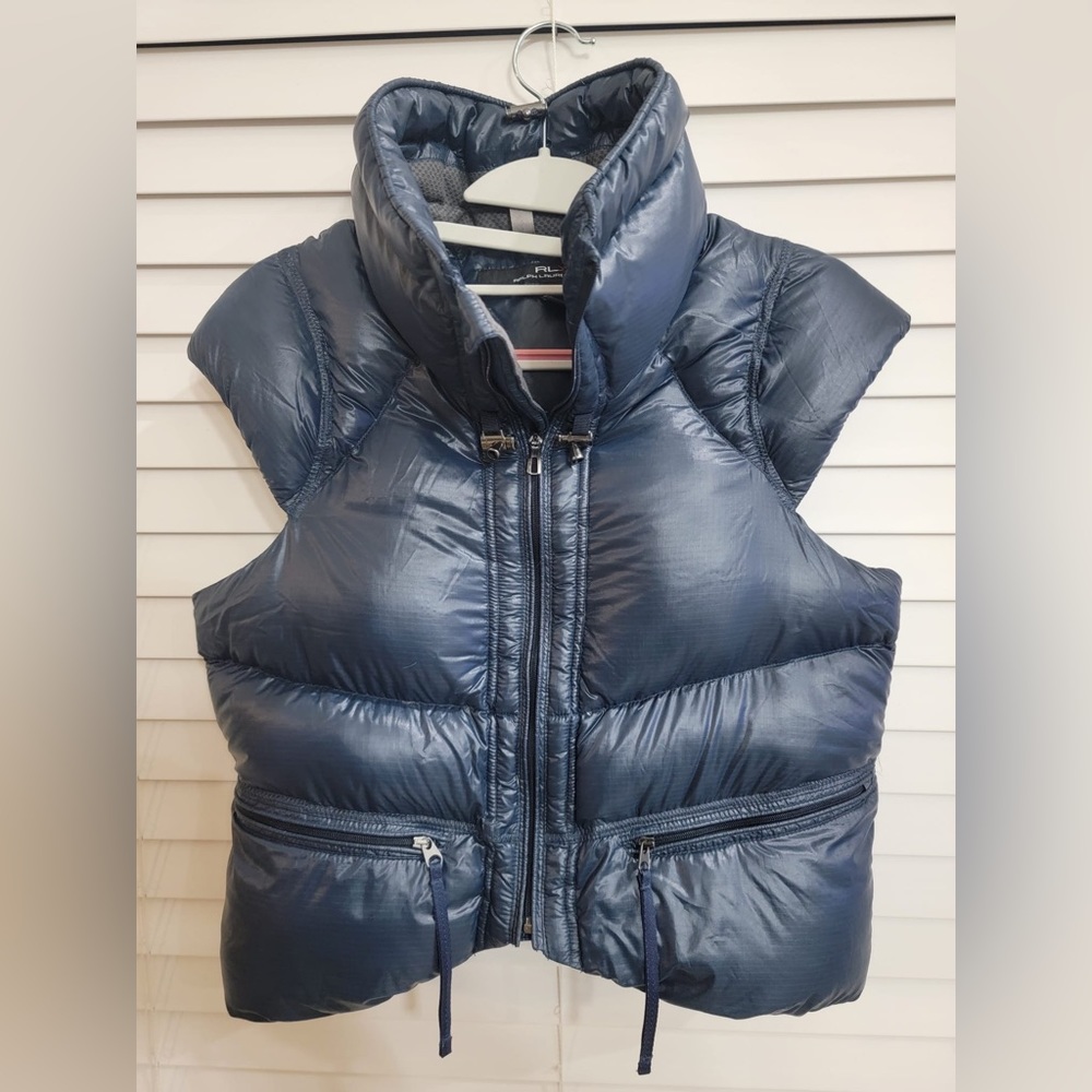 RALPH LAUREN Puffer Vest
Size XS Color Navy Blue